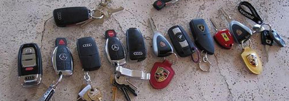 Aracınıza Tarz Katın: Oto Anahtarlık Seçim Rehberi